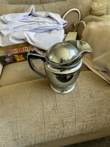 Insulated gravy jug - gravy,